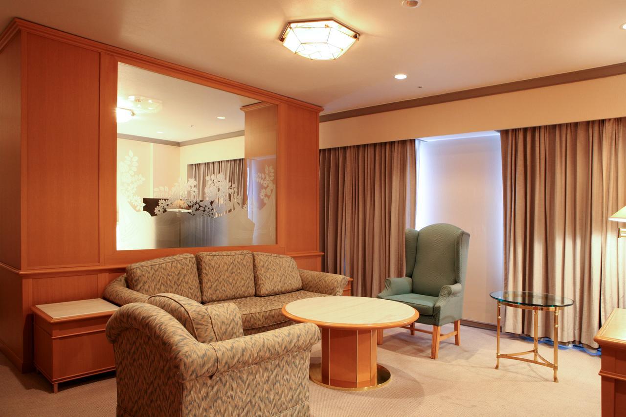 Hotel Hamatsu Kōriyama Exteriör bild